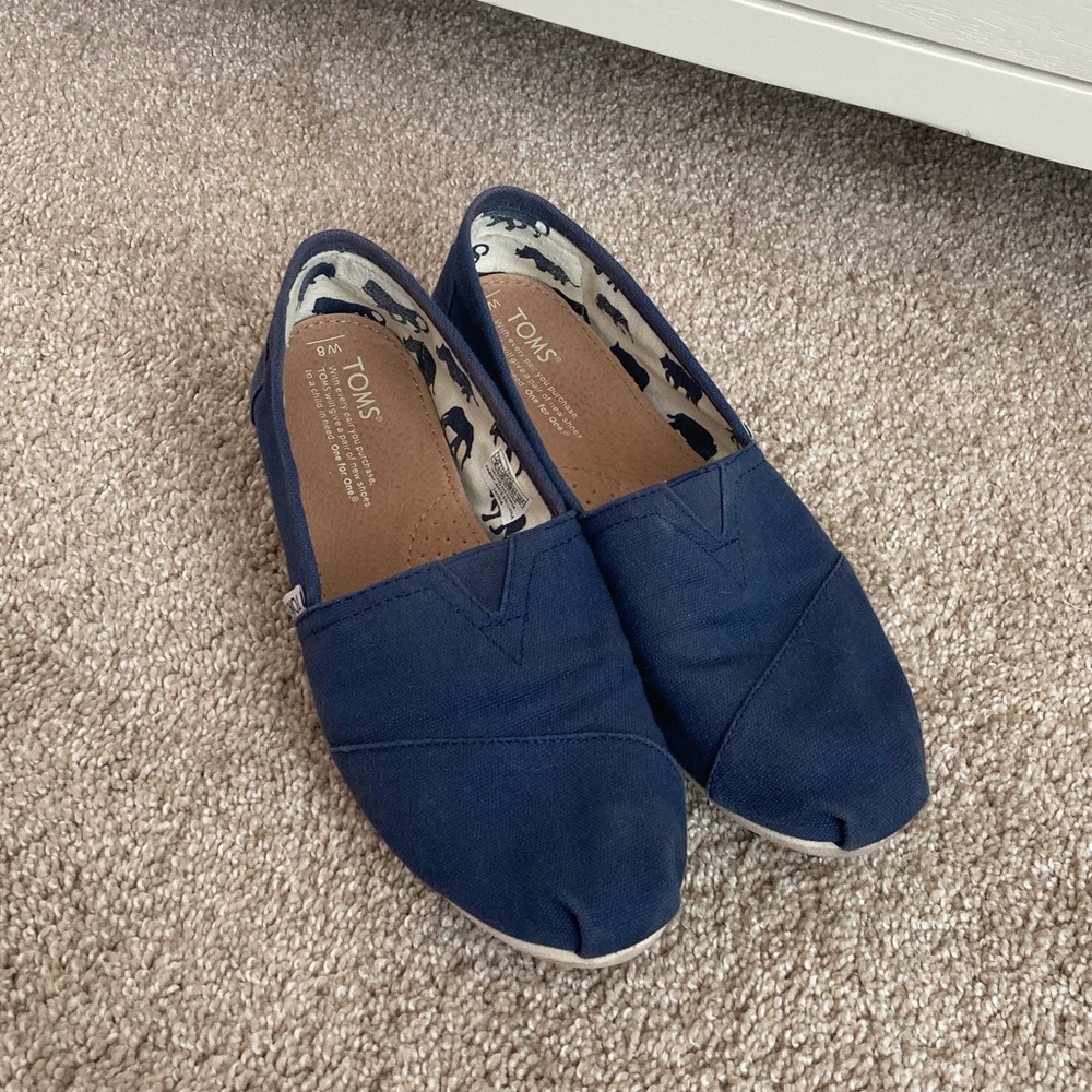 Navy Canvas Women’s Toms